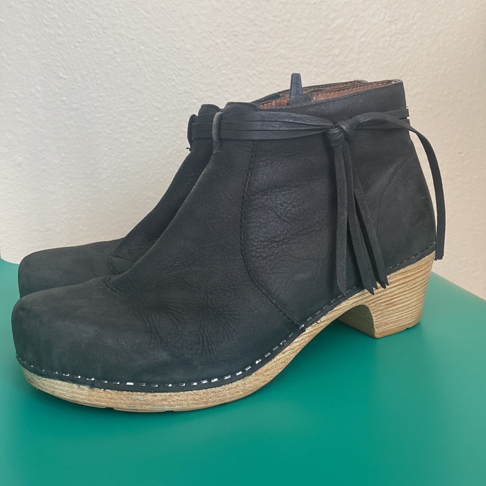 Dansko Clog Booties size 9- Swedish Clog Boots- Winter Booties